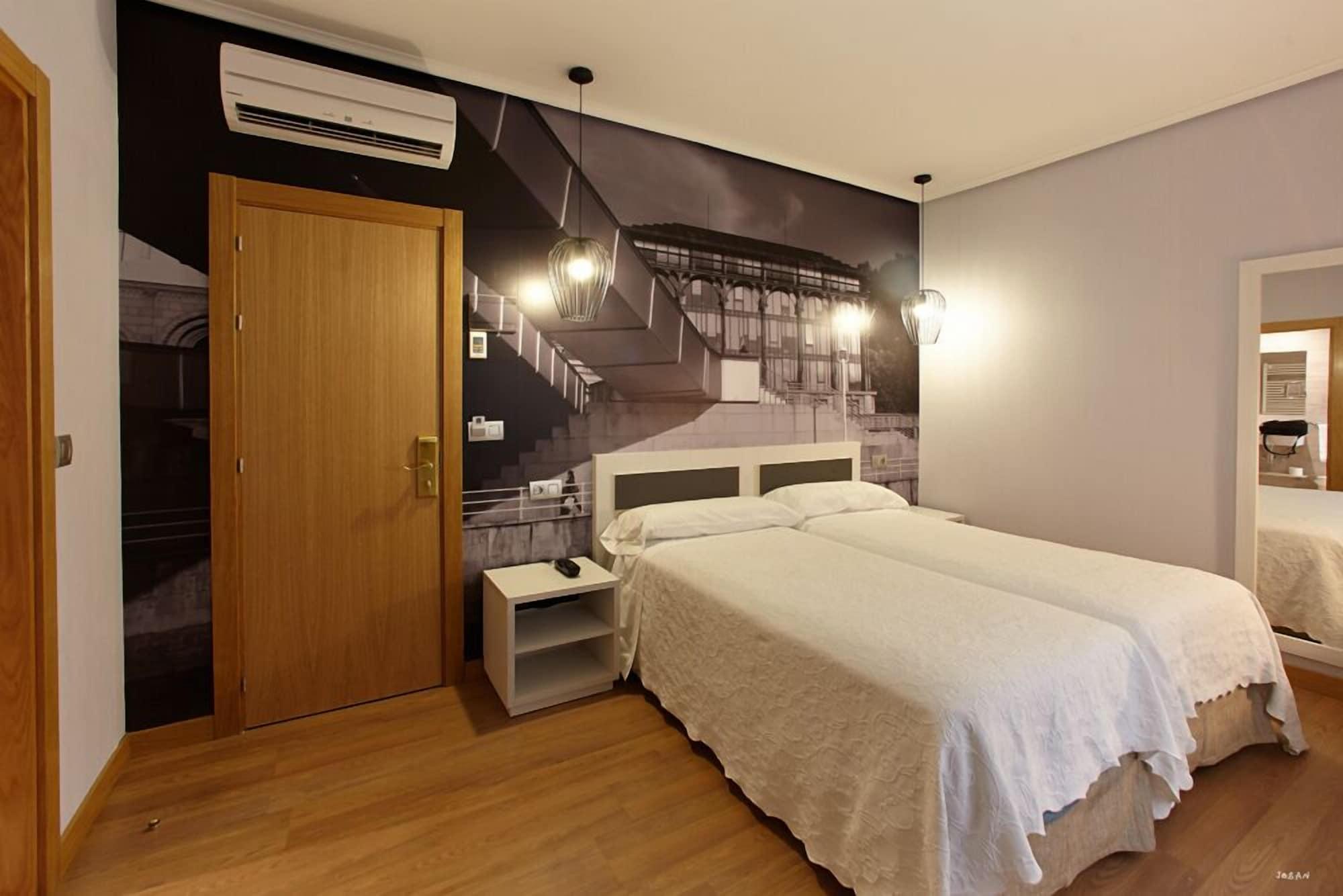 Hotel Sirimiri Bilbao Dış mekan fotoğraf