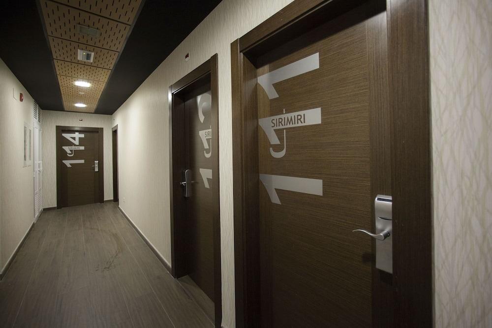 Hotel Sirimiri Bilbao Dış mekan fotoğraf