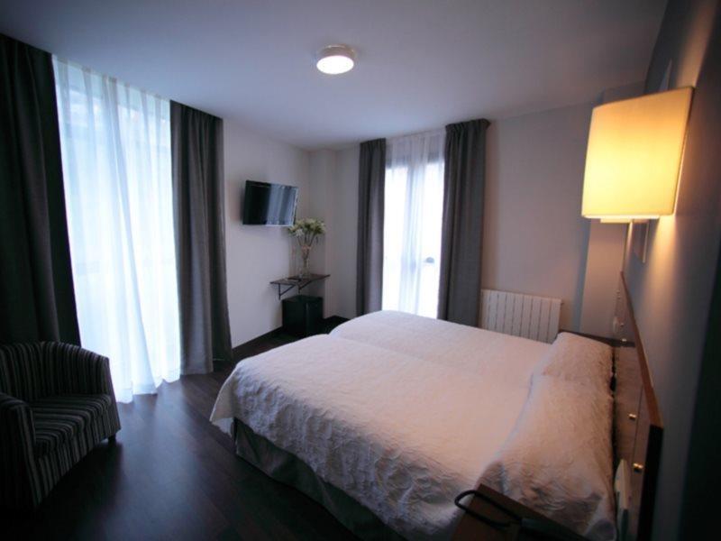 Hotel Sirimiri Bilbao Dış mekan fotoğraf